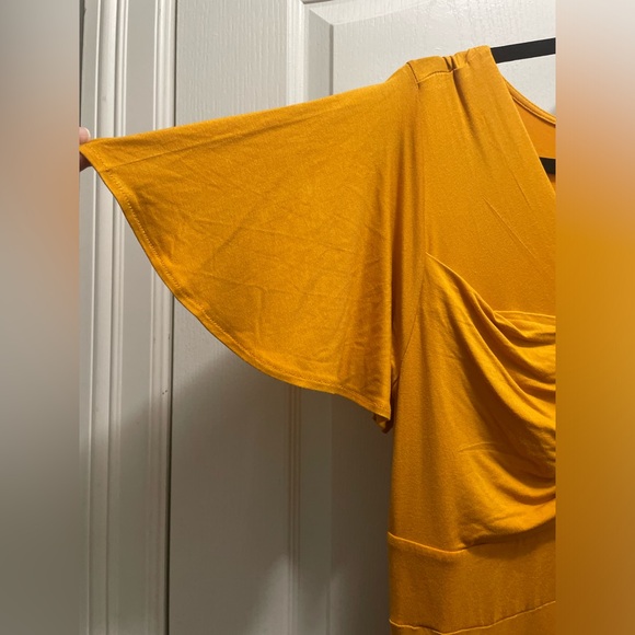 NWT Eloquii Size 16 Cutout Detail Flutter Sleeve Dress - Picture 4 of 5